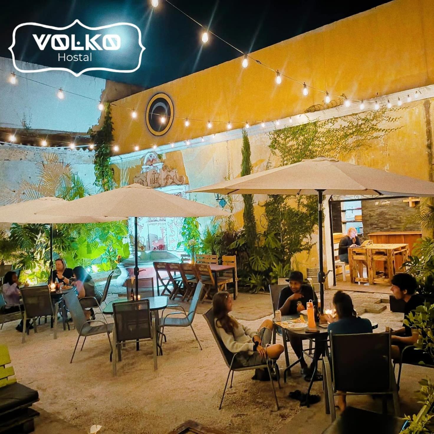 Volko Party Hostel Антигуа-Гватемала Экстерьер фото